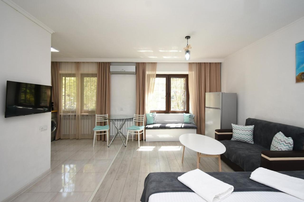 Cozy Apartment Near To The Metro H Kochar 19 Jerevan Exteriér fotografie