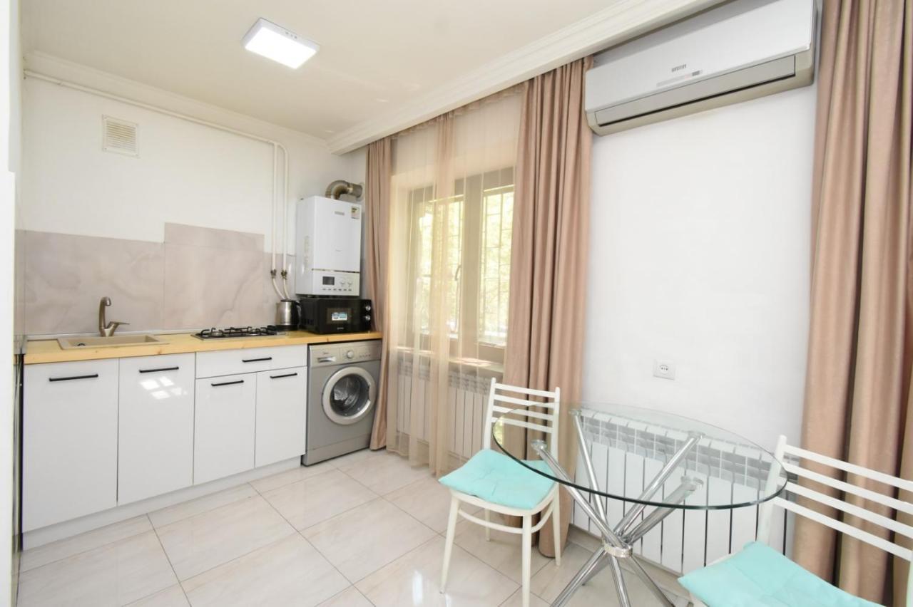 Cozy Apartment Near To The Metro H Kochar 19 Jerevan Exteriér fotografie